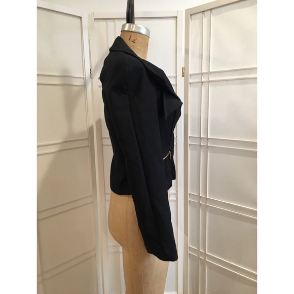 Double collared jacket. - Picture 2 of 5